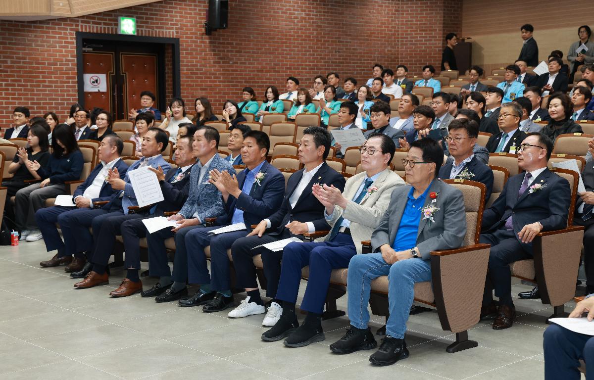 완도로타리클럽 회장 이.취임식 첨부이미지 : 1U7A6440.JPG