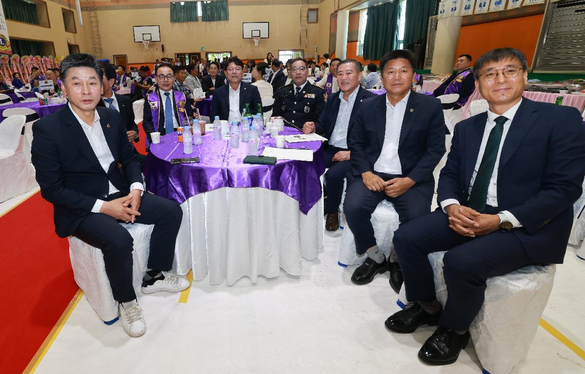 완도금일라이온스클럽 회장단 이.취임식 첨부이미지 : 1U7A0346.JPG