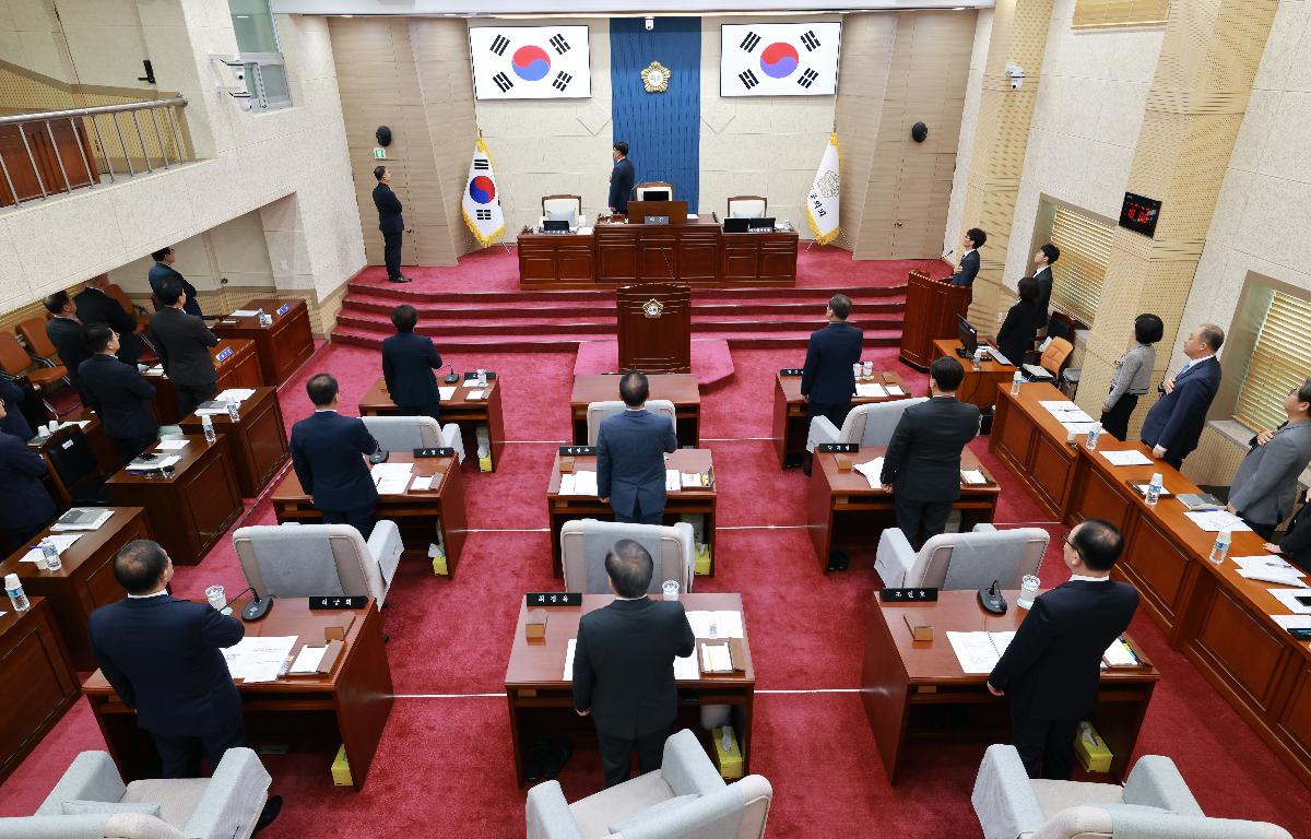 제329회 임시회(부의안건심의) 첨부이미지 : 1U7A7194.JPG